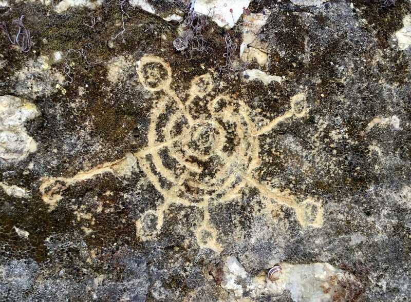 petroglyph%20moledo.jpg