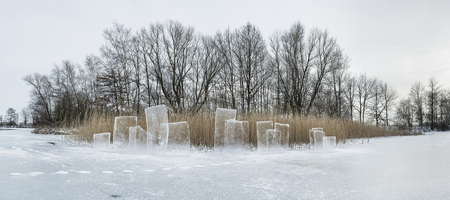 Nordiek Buntrock , Frank Wolfgang, Eisschollen, 2013, Eis, Installation, 180 x 1500 x 100 cm